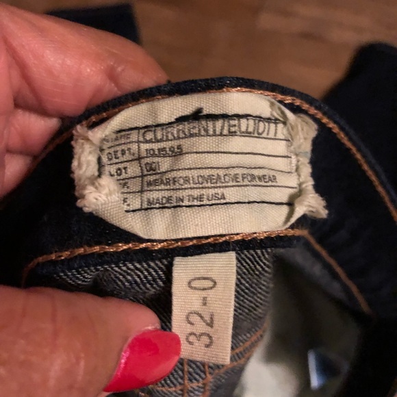 Current Elliot - Picture 5 of 7